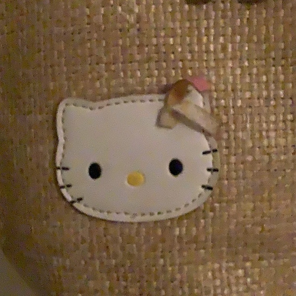 Hello Kitty Tote - Picture 2 of 4